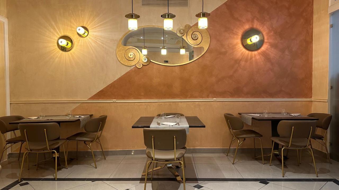 Hotel Roma โบโลญญา ภายนอก รูปภาพ