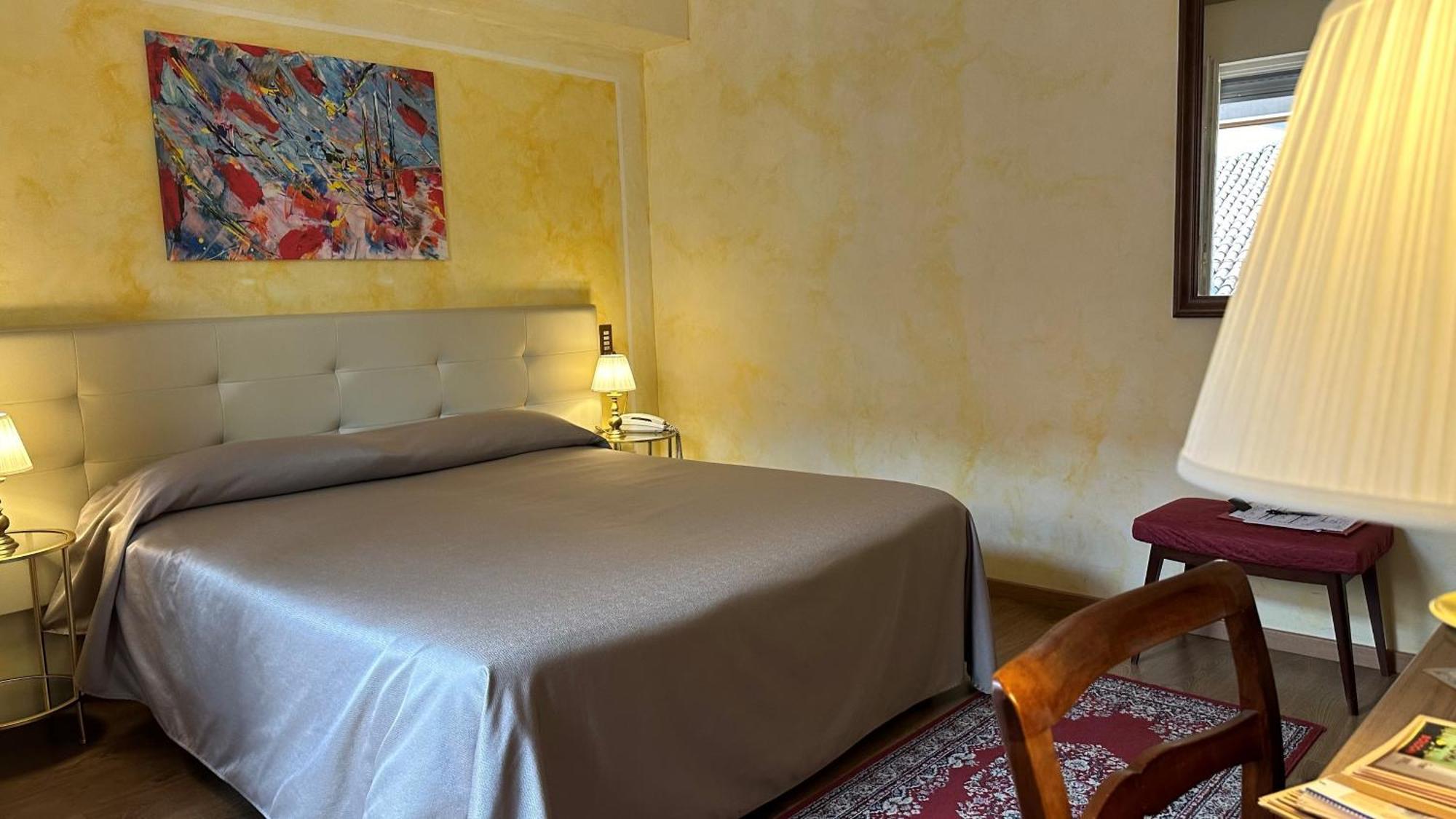 Hotel Roma โบโลญญา ภายนอก รูปภาพ
