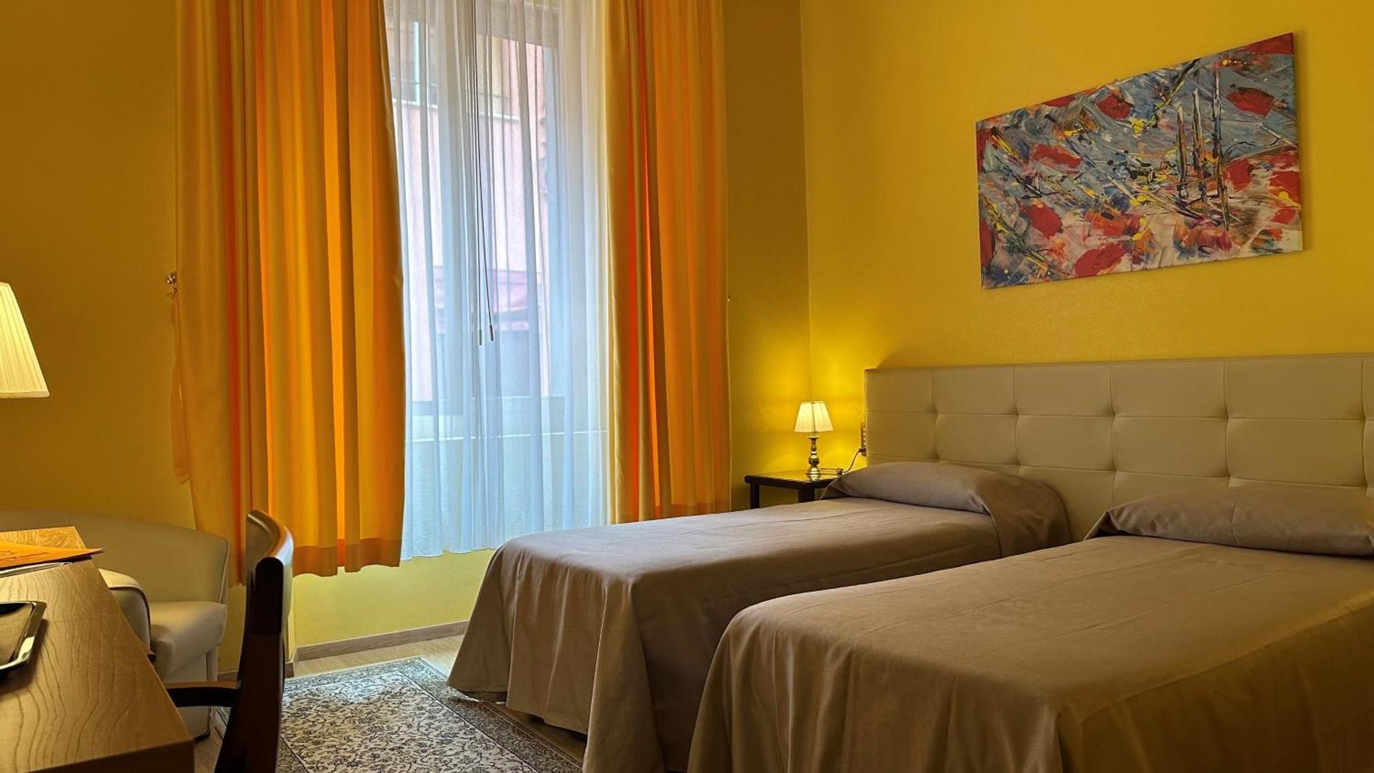 Hotel Roma โบโลญญา ภายนอก รูปภาพ