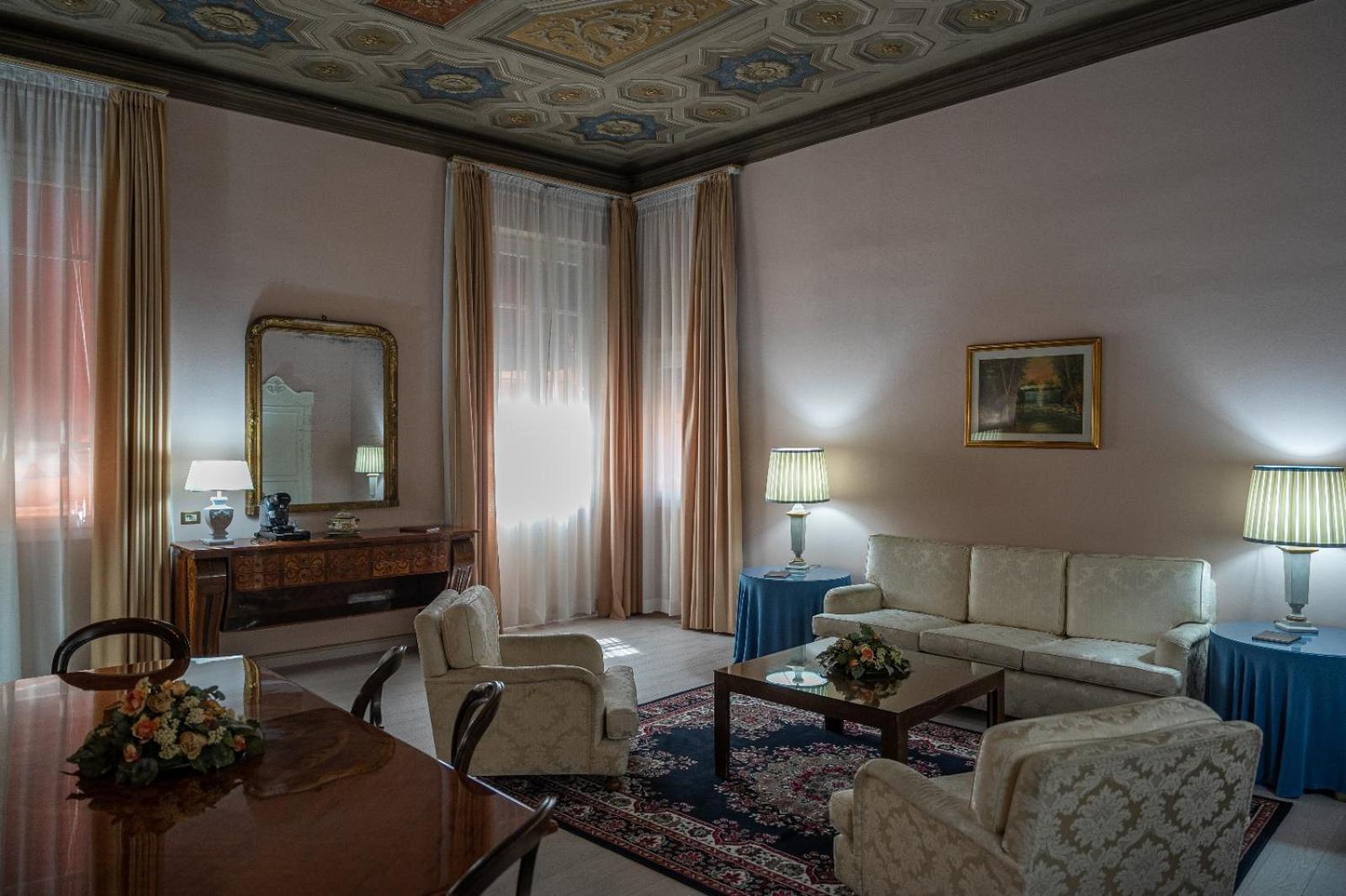Hotel Roma โบโลญญา ภายนอก รูปภาพ
